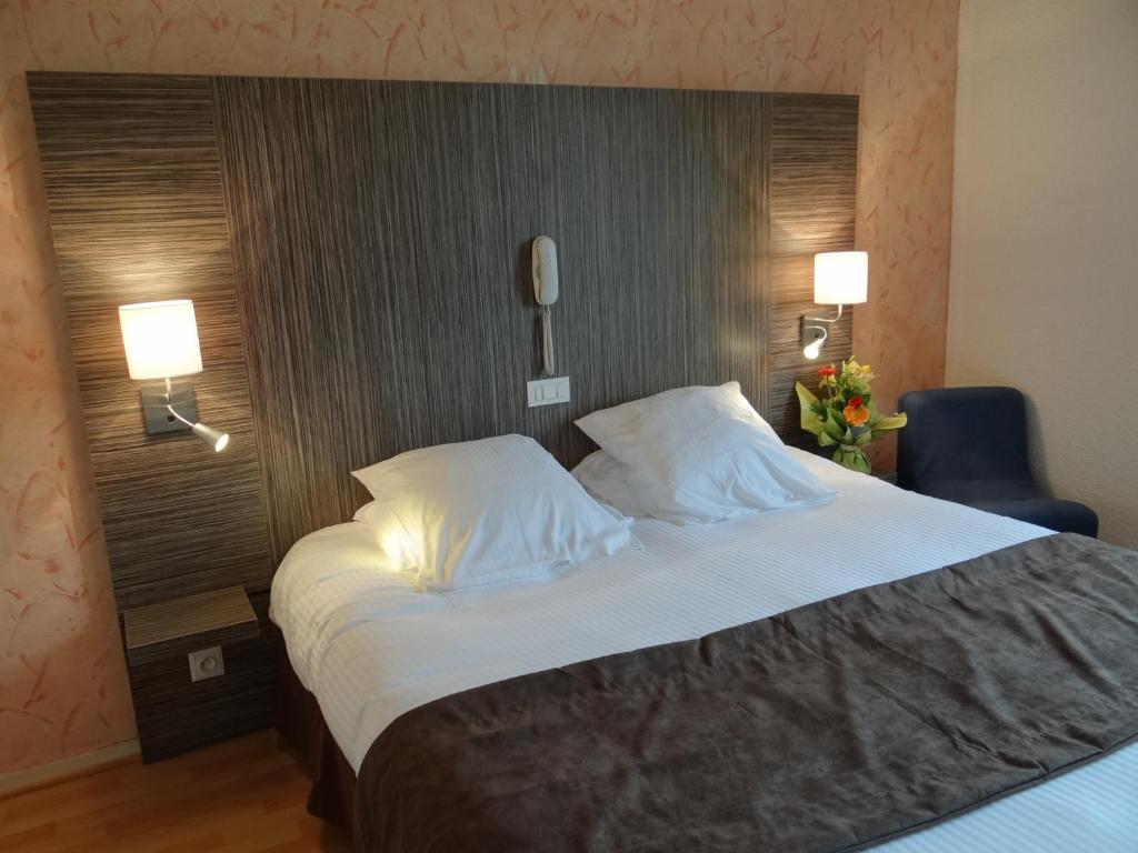 Hotel Restaurant Des Thermes Castera-Verduzan Bilik gambar